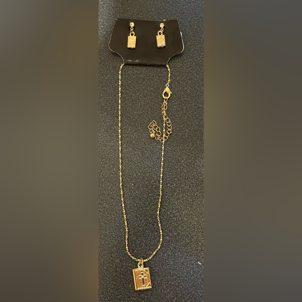 Cross - Elegant Gold Costume Jewelry - Chain Necklace and Cross Earrings